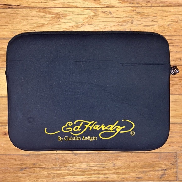 Ed Hardy Laptop Bag - Picture 6 of 8